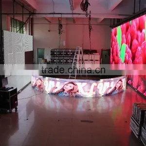 P2.5 Smd Full Color hd Round Indoor Led Screen thumbnail-2