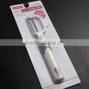 Vegetable Fruit Plastic Peeler Parer thumbnail-1