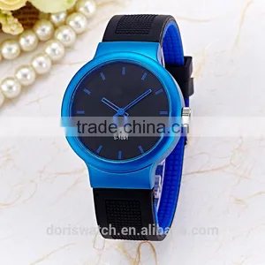 Classic Silicone Rubber Sports Wrist Watch Unisex Candy Colors Factory Price thumbnail-2