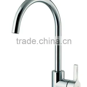 Brass Single Hole Pull Out Kitchen Tap thumbnail-1