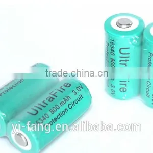 Rechargeable Ultrafire 16340 800mAh 3.0V Protection Circuit Battery thumbnail-1