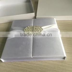 Romantic Pure Light Purple Carton Wedding Gift Box Raw Material Satin Surface thumbnail-6