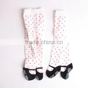Eco-friendly Hemp Baby Socks Wholesale thumbnail-3