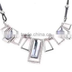 Zm34535a Fashion Necklace Elegant Ladies Short Choker Necklace Jewelries thumbnail-4
