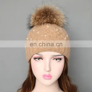 Super Natural Color Raccoon Fur Pom Pom Hats With Pearls for Ladies thumbnail-2
