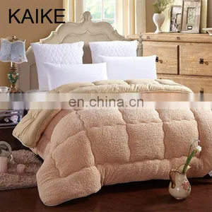 Wholesale Custom Warm Lamb Fleece Baby Bed Quilt thumbnail-2