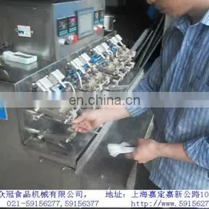 CXD-8 Forming Bag Filling Seaing Machine for Fruit Juice thumbnail-1