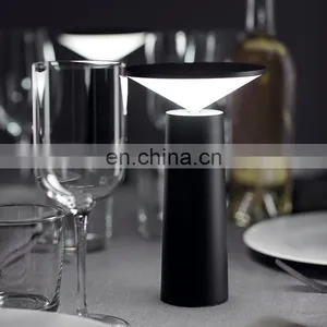 European Table Hotel Restaurant Decoration Rechargeable LED Table Lamp Romantic Dinner Light thumbnail-4