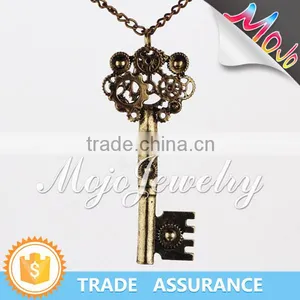 Fashion Design Antique Gold Necklace With Key Pendant on Sale thumbnail-3