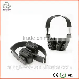 Wireless Folding Bluetooth Headphone thumbnail-1