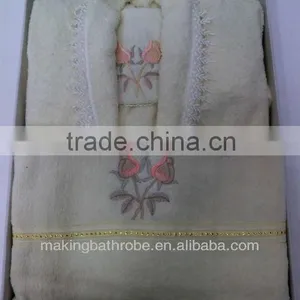Wholesale Hotel Used Towel Material Bright Color Printed Bathrobe From China Factory thumbnail-1