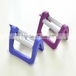 Toothpaste Tube Squeezer thumbnail-1