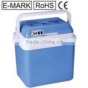 24L DC 12V Mini Car Fridge thumbnail-1