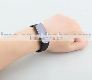 2016 Fitness Bluetooth 4.0 Smart Bracelet With Heart Rate Monitor and Blood Preesure thumbnail-6