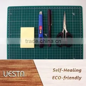 Plastic Anti Slip Table Rotary Flexible Self Healing Cutting Mat thumbnail-1