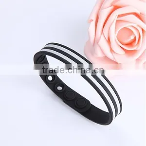 Silicone Sport Bracelets/men Bangles/silicone Wristand Manufacturer thumbnail-2