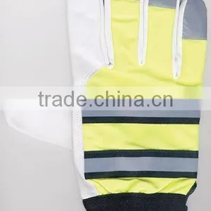 Reflective Work Glove thumbnail-1