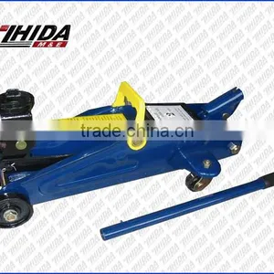 2T Small Low Profile Floor Jack thumbnail-1