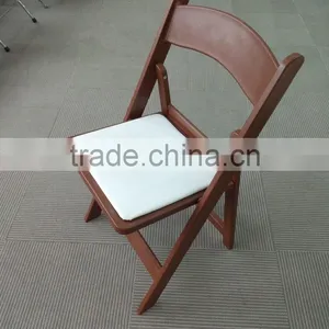 Wholesale White Resin Comfortable Design Outdoor Wood Folding Chair for Wedding thumbnail-1
