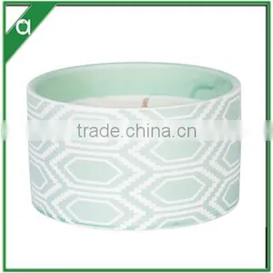 Organic Scented Candle in Ceramic Vessel With Wood Lid and Gift Box thumbnail-5