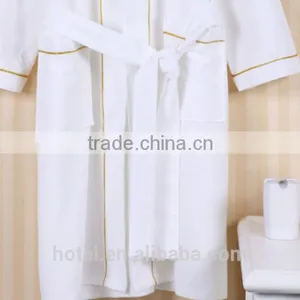 White Waffle Robe Hotel Bathrobes thumbnail-3