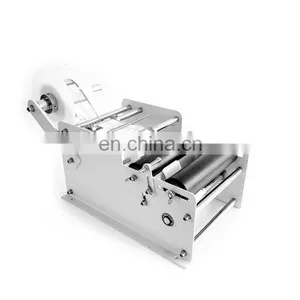 YTK-100 Factory Price Manual Labeling Machine for Round Bottle thumbnail-1