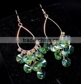 China Wholesale Fashion Jewelry Light Green Beads Tassel Drop Earrings thumbnail-4