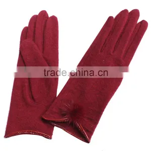 Sheep Wool Hand Glove thumbnail-4