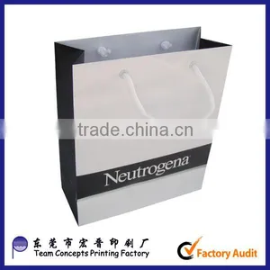 Custom Famous Brand Paper Bag thumbnail-1