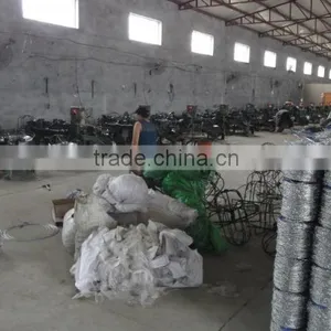 Flat Wire Type Pvc Coating Barbed Wire Price per Roll thumbnail-4