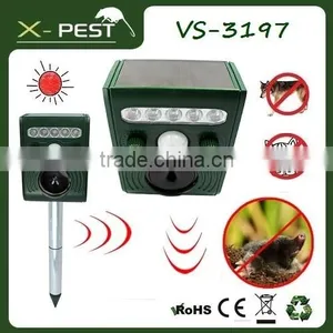 X-pest Signstek Solar Powered Wild Animal Repeller PIR Motion Activated Dogs Cats Deterrent thumbnail-1