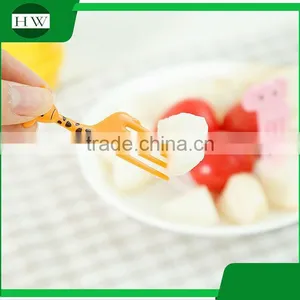 Eco Plastic Kid Tableware Cartoon Animal Fruit Fork Set thumbnail-5