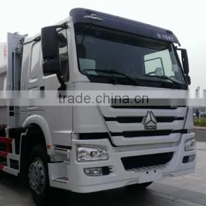 Howo Garbage 4*2 Refuse Compactor Truck thumbnail-1