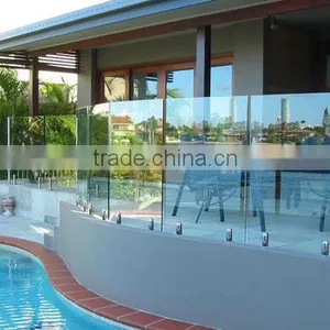 CE-approved Customized Tempered Balcony Glass Fence thumbnail-1