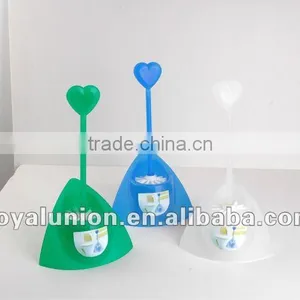 Love Shape Plastic Brush thumbnail-1