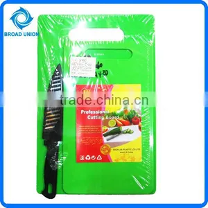3PC Plastic Vegetable Cutting Board Set thumbnail-1