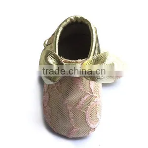 Lace Gold Bow Moccasins Soft Sole Moccasins Baby Girl Shoes thumbnail-3