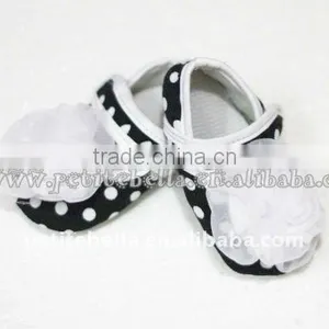 Baby Black White Polka Dots Crib Shoes With White Rose MAS51 thumbnail-1