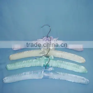 WI448 Colorful Hanger for All Kinds of Clothes thumbnail-1