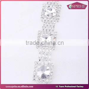 Rhinestone Chain Trim thumbnail-6