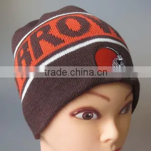 Stripe Jacquard Knitted Beanie Hat With Pom Pom Custom Pom Pom Beanie Hat thumbnail-1