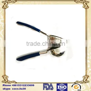 Quality Stainless Steel Lemon Squeezer With Silicone Handles ZDS1248 Quality Choice thumbnail-4