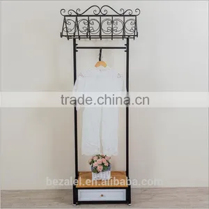 Hot Selling Fashion Factory Made Cloth Display Racks and Stands thumbnail-2