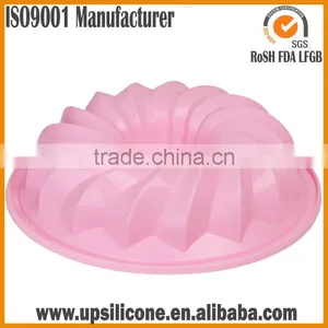 BPA Free Food Grade Silicone Fluted Mold Bunt Pan- Silicone Cake Mould Toast Microwave Oven Bakeware Mold Bundt Cake Pan Bread thumbnail-3