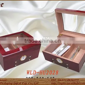 Factory Price Piano Paint Cigar Box With Moisture Meter and Humidifier and Lock thumbnail-1