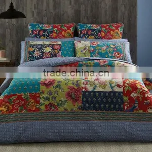 Evocative of Traditional Patchwork Design Quilt Cover thumbnail-1