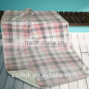 China Factory 100% Polyester Check Design Throw Flannel Sherpa Blanket thumbnail-1