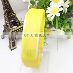 2015 New Waterproof Sports Wrist Watch Kids Waterproof Sport Watch thumbnail-2