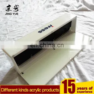 Factory Custom White Pmma Plexiglass Watch Display Case Acrylic Watch Display Box thumbnail-2