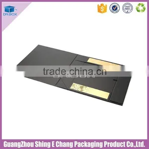 China Suppliers Staple Plastic T-shirt Homemade Counter Cardboard Boxer Shorts Display Box thumbnail-4